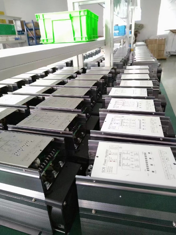 电力调解器的主要作用是什么？？？