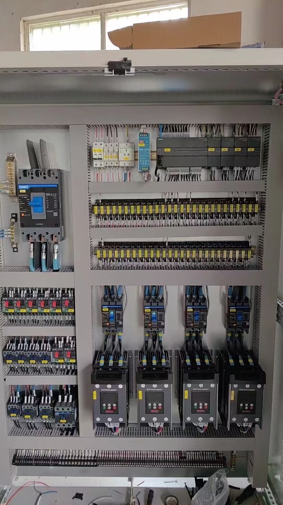 电力调解器在高海拔地区使用时，需要思量哪些特殊因素？？？