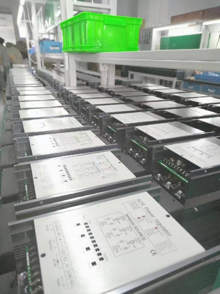 电力调解器怎样举行日常维护？？维护周期是多久？？有哪些易损部件需要按期替换？？