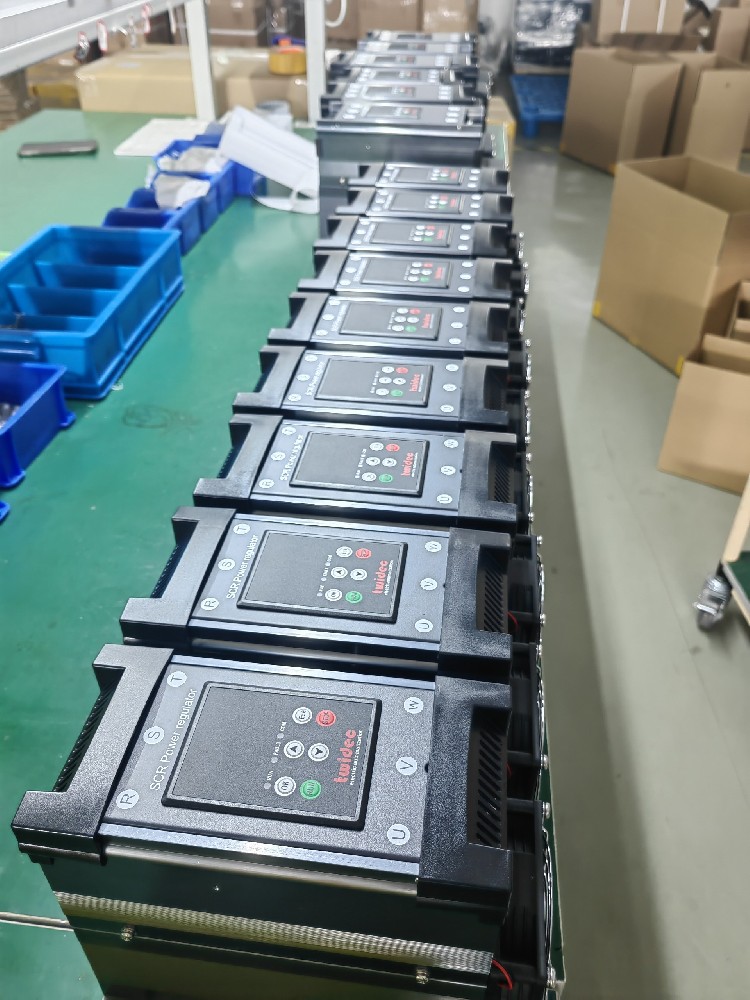 工业烘箱控温：：：0.1℃之差怎样决议产品生死？